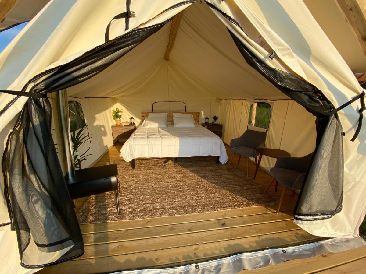 Отель Off Map Glamping Саут-Хейвен Экстерьер фото