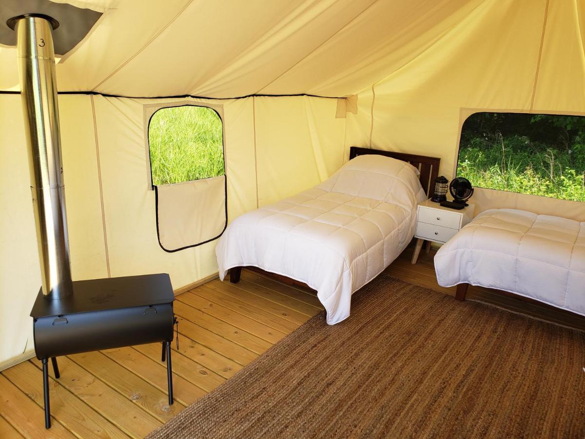 Отель Off Map Glamping Саут-Хейвен Экстерьер фото