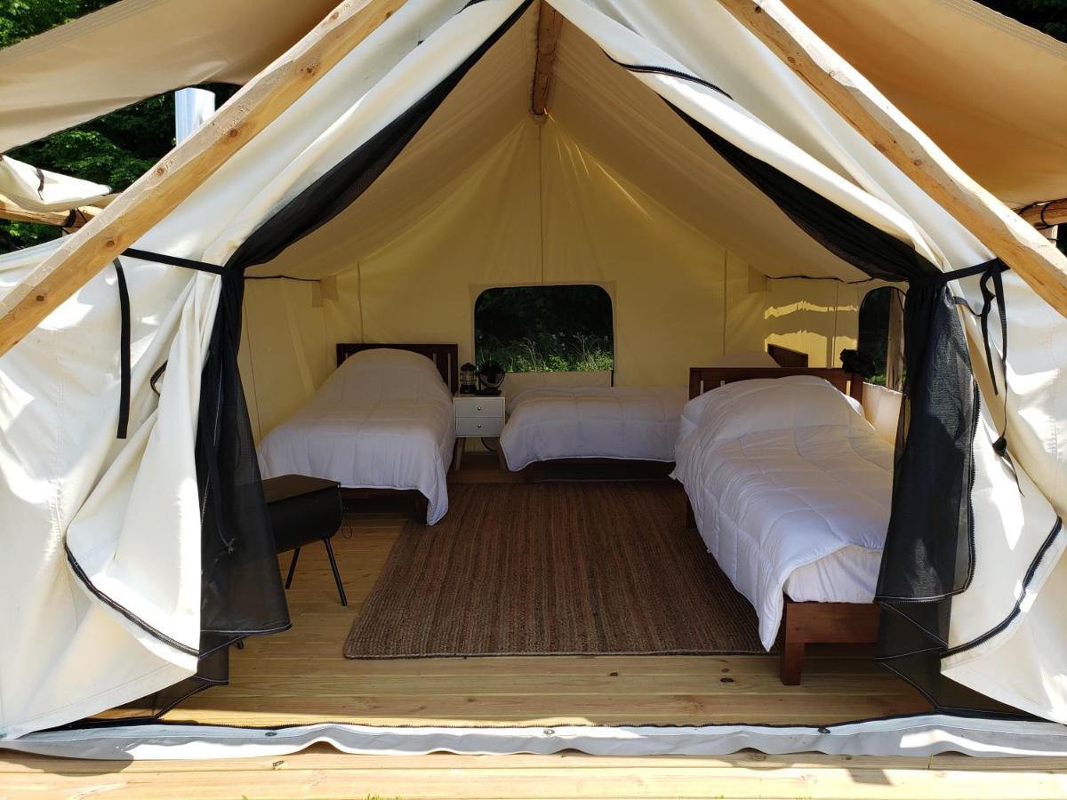 Отель Off Map Glamping Саут-Хейвен Экстерьер фото